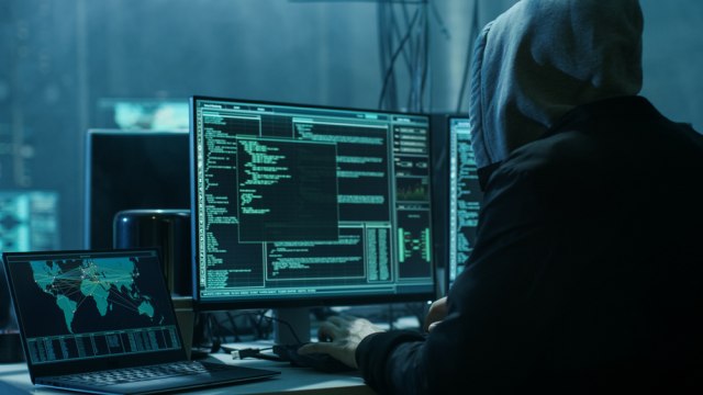  Заштитете се: Хакерите користат лажни услуги ChatGPT за да шират вируси